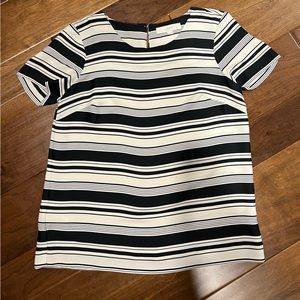 Ann Taylor loft white snd black striped shirt M - euc